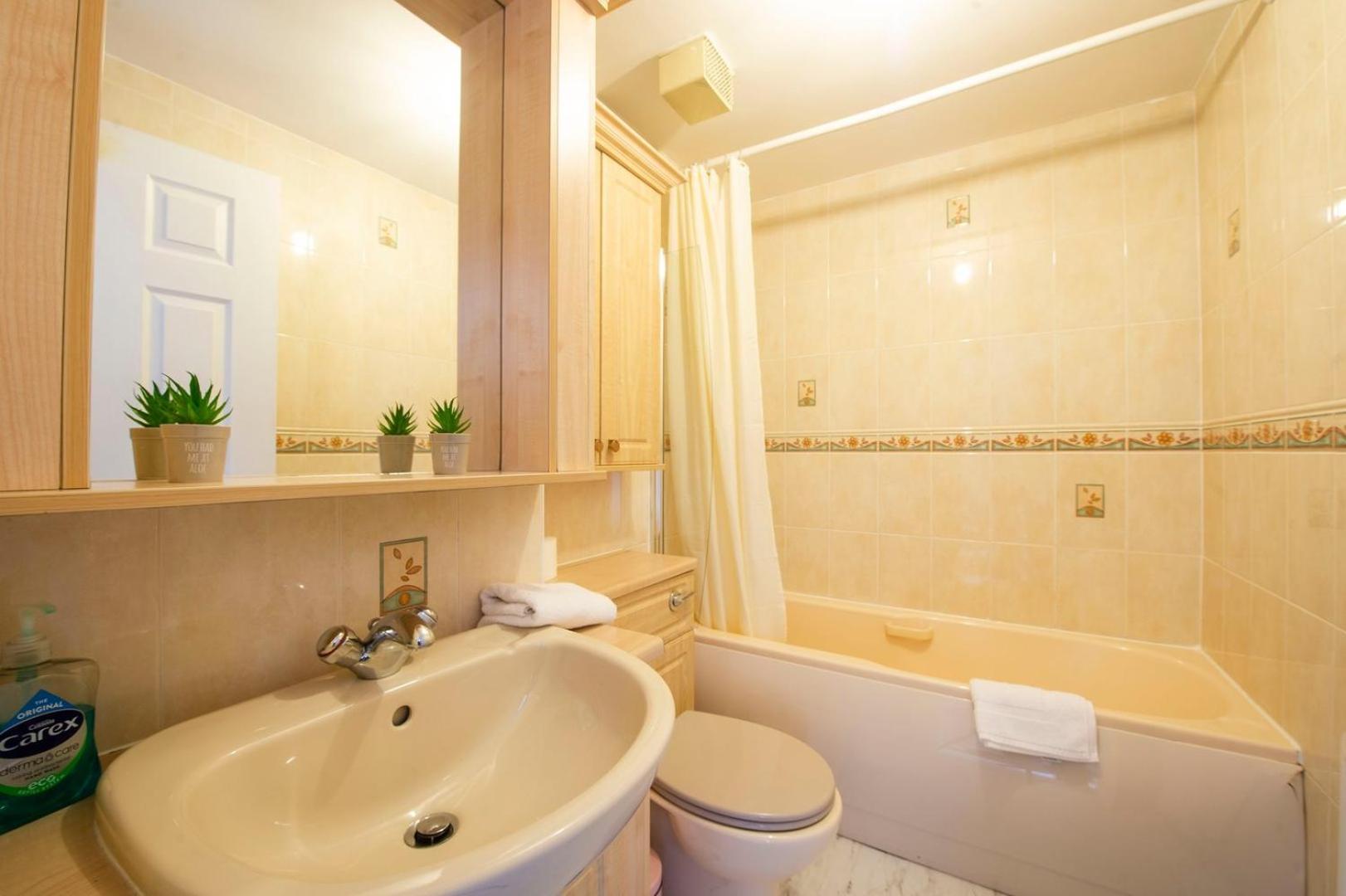 Guestready - Nice 3Bdr Apart W/ Private Parking EDI Kültér fotó